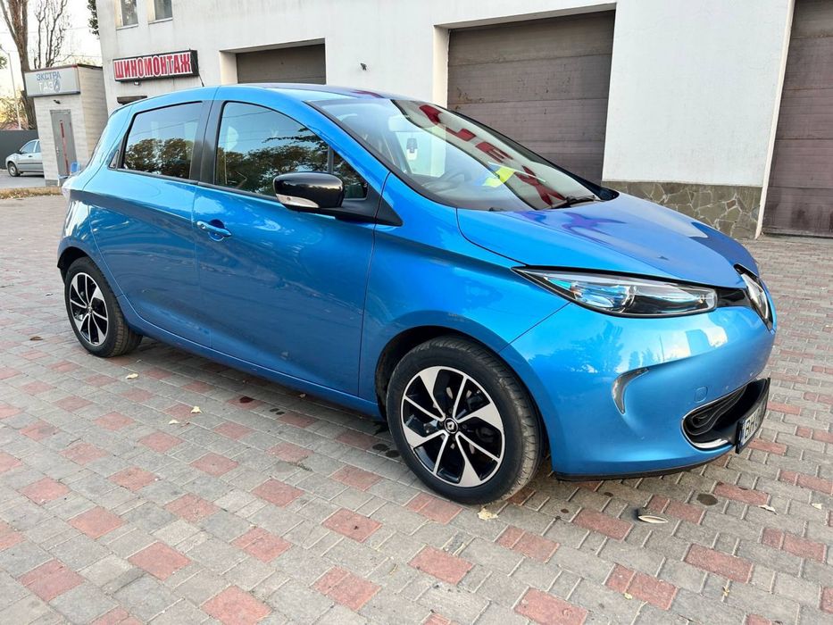 Електро автомобіль Рено зоя 41 КвТ