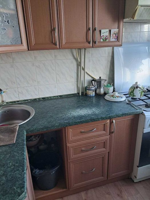 Двох кімнатна квартира в Великій Кручі.