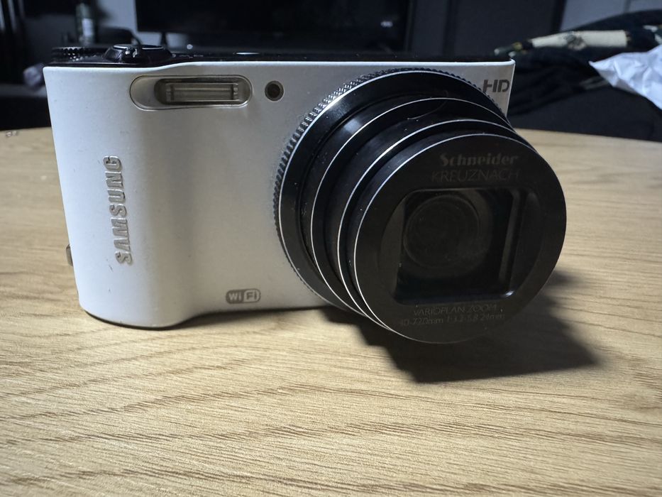 Цифровий фотоапарат Samsung Wb150F White