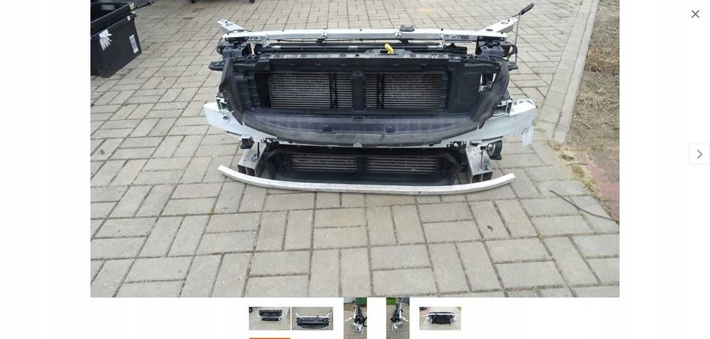 Volvo S60 III Паредня панель, телевізор