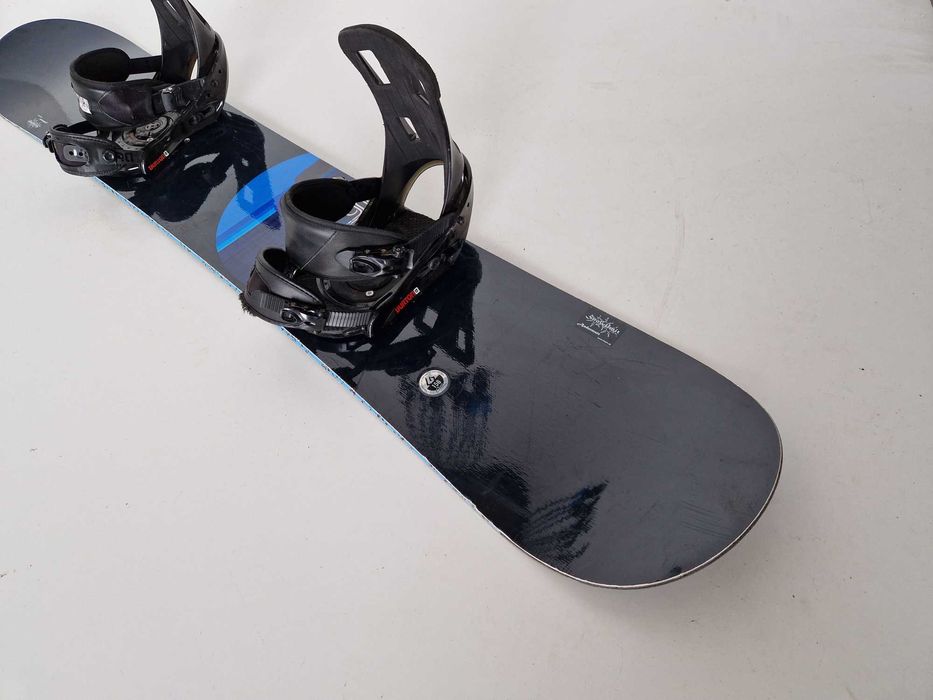 Deska snowboardowa GNU 156 CM  (21)