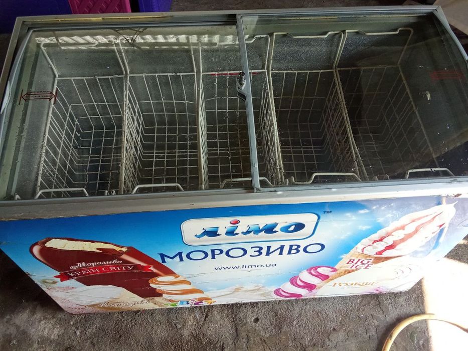 Продам морозильную камеру