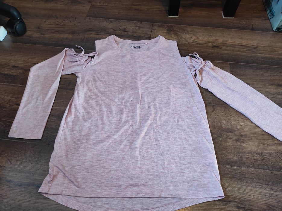 Różowa bluzka Reserved 158