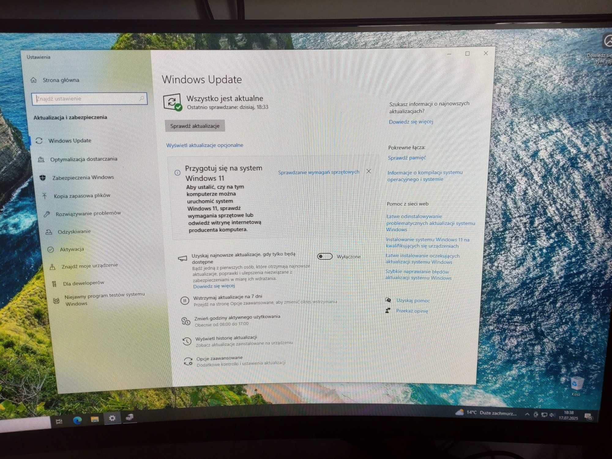 Komputer stacjonarny: intel i5, 8GB RAM, Karta 1GB