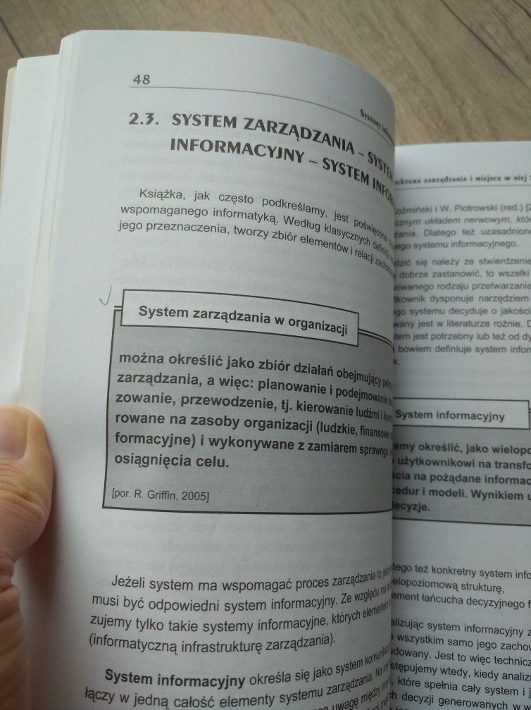 Książka Systemy informatyczne zarządzania