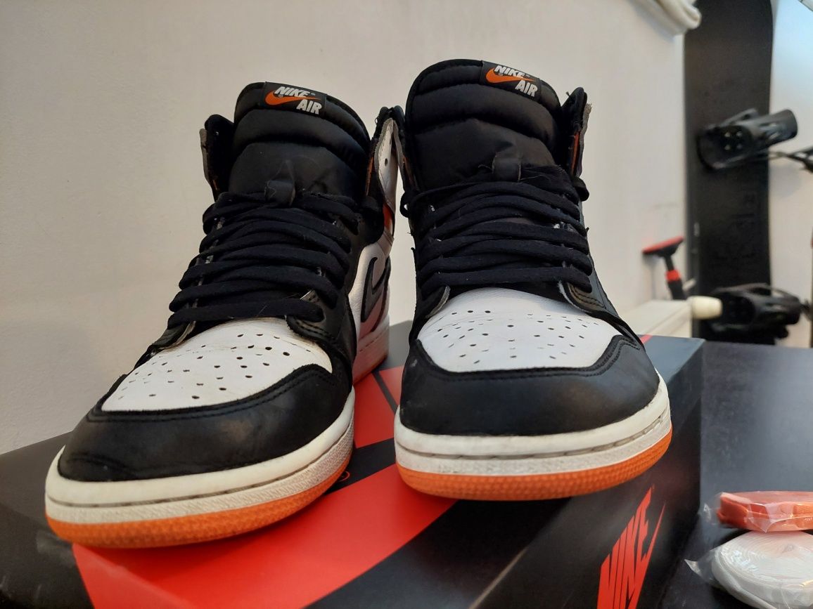 Buty Nike Air Jordan 1 Retro Electro Orange 45