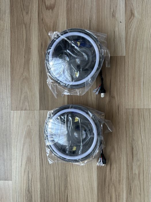 Lampy przód przednie Jeep Wrangler Gladiator Jk JL TJ JT