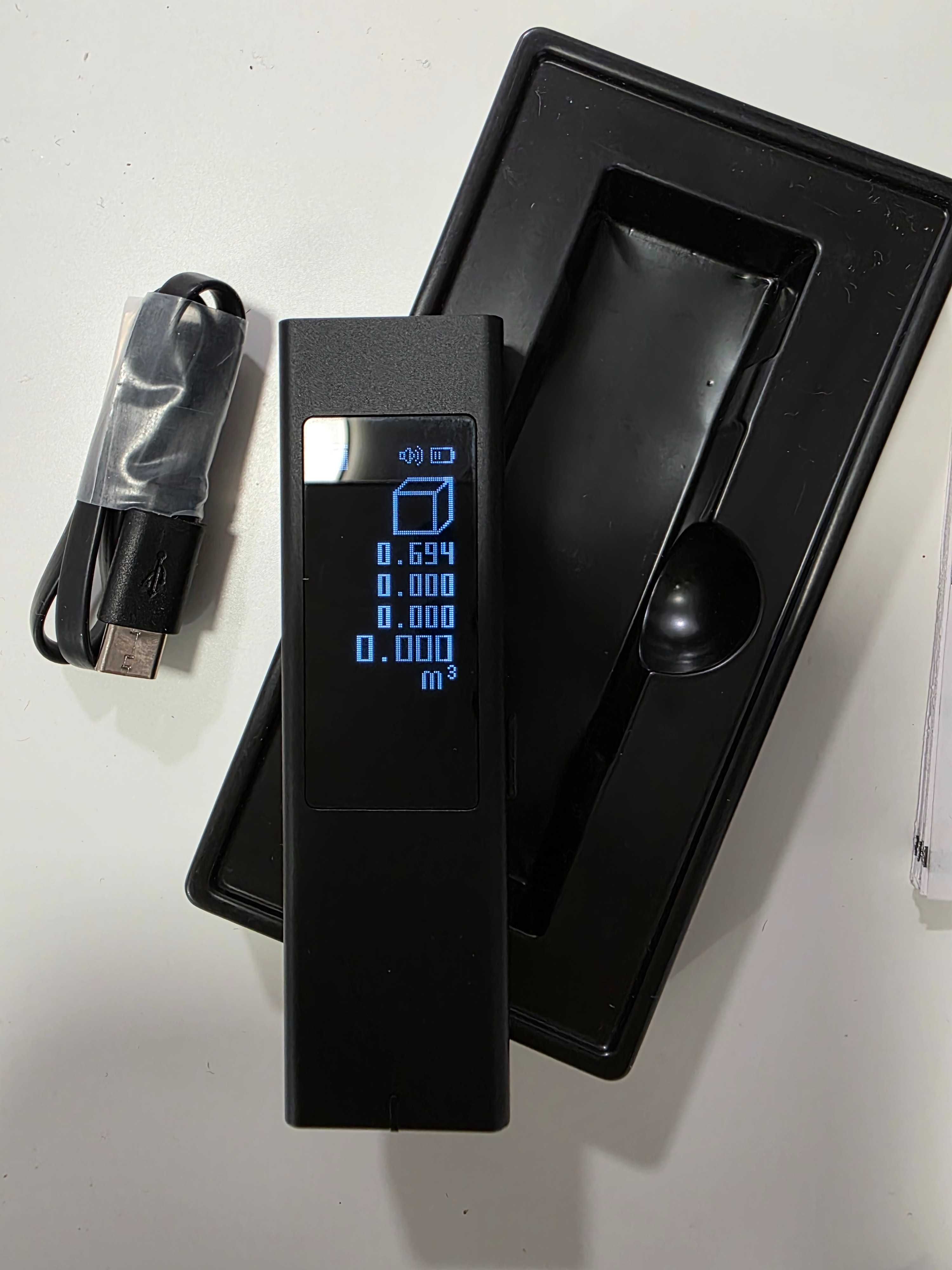 Dalmierz laserowy mały z ekranem OLED aTuMan LS5 USB-C 40m