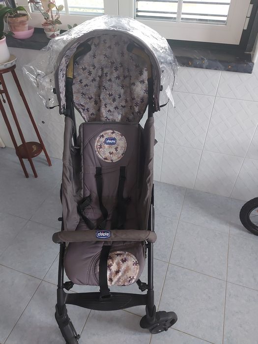 Carrinho de bebé Chico