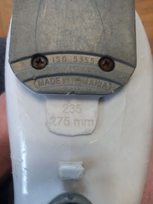 Продам лижні чоботи Rossignol.