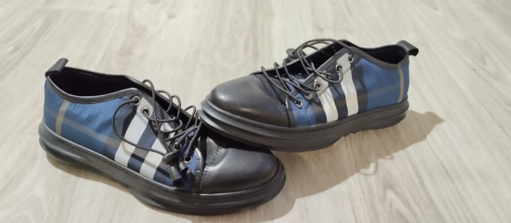 Sprzedam buty Burberry