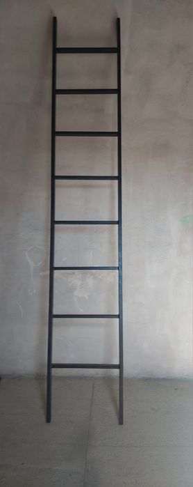 Лестница из профильной трубы