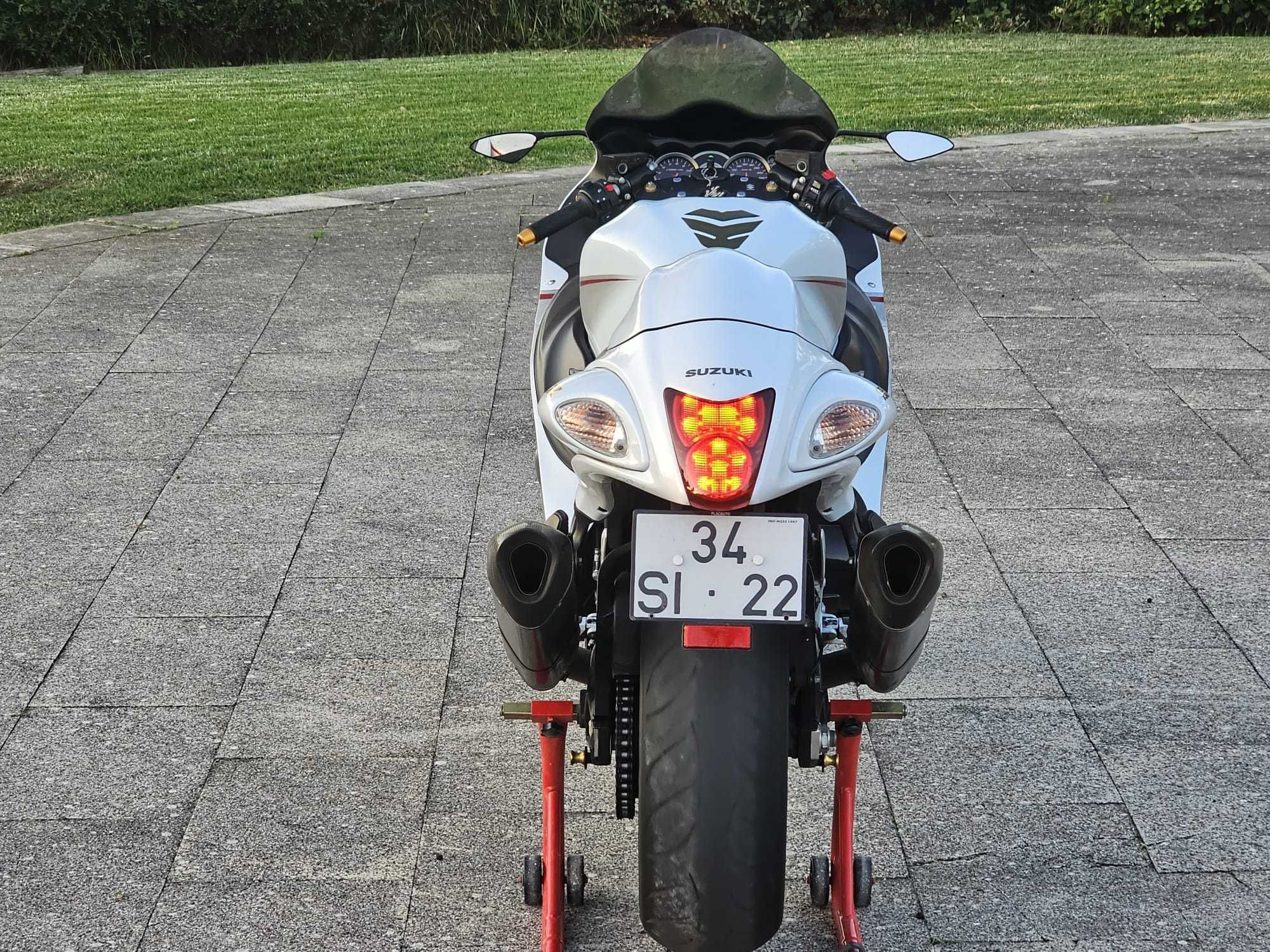 Suzuki Hayabusa como nova