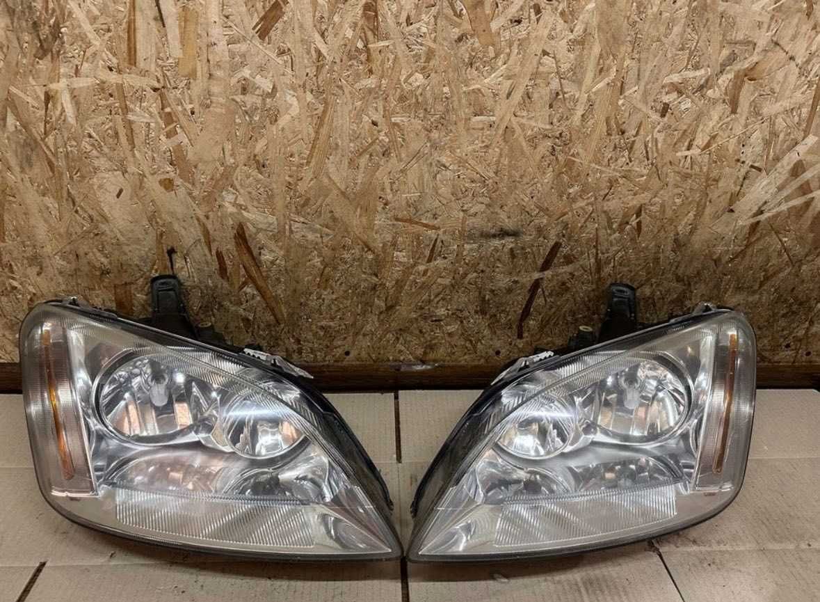 Ford c-max 1 I Lampy Przód Przednie  Lewa Prawa Europa cana za 1 st