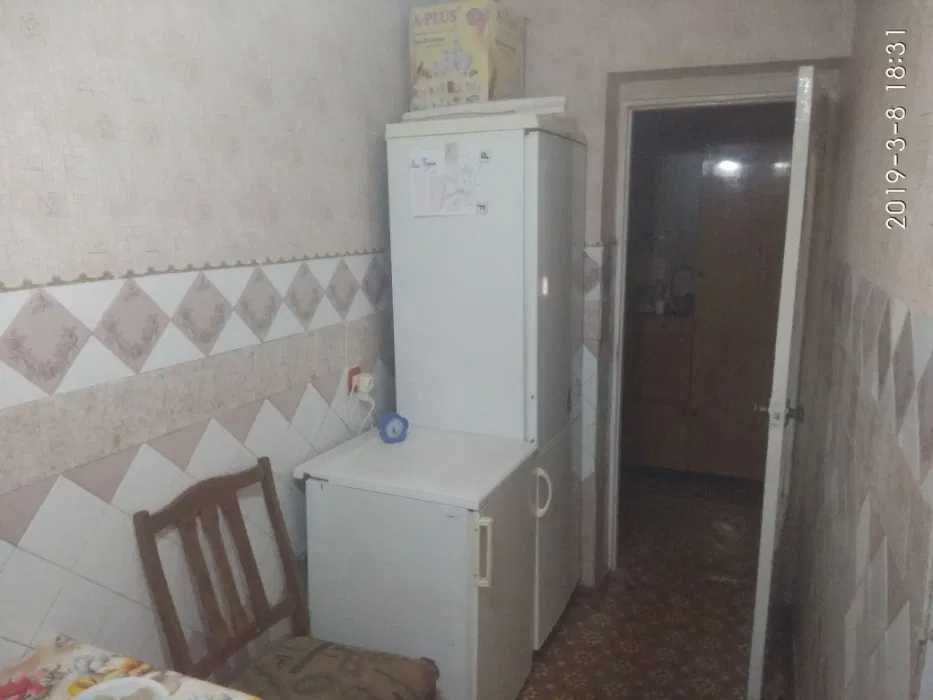 Здам кімнату для двох дівчат (лишилось 1 місце - до осені) - Кравчука