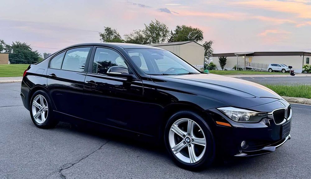 BMW 3 Series      2015