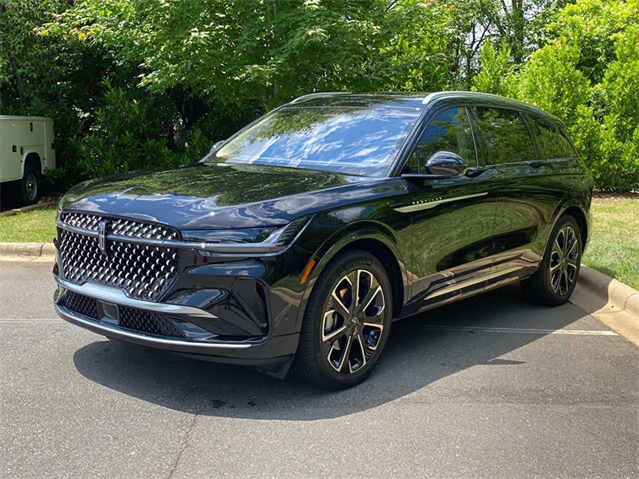 Lincoln Nautilus Reserve 2024
