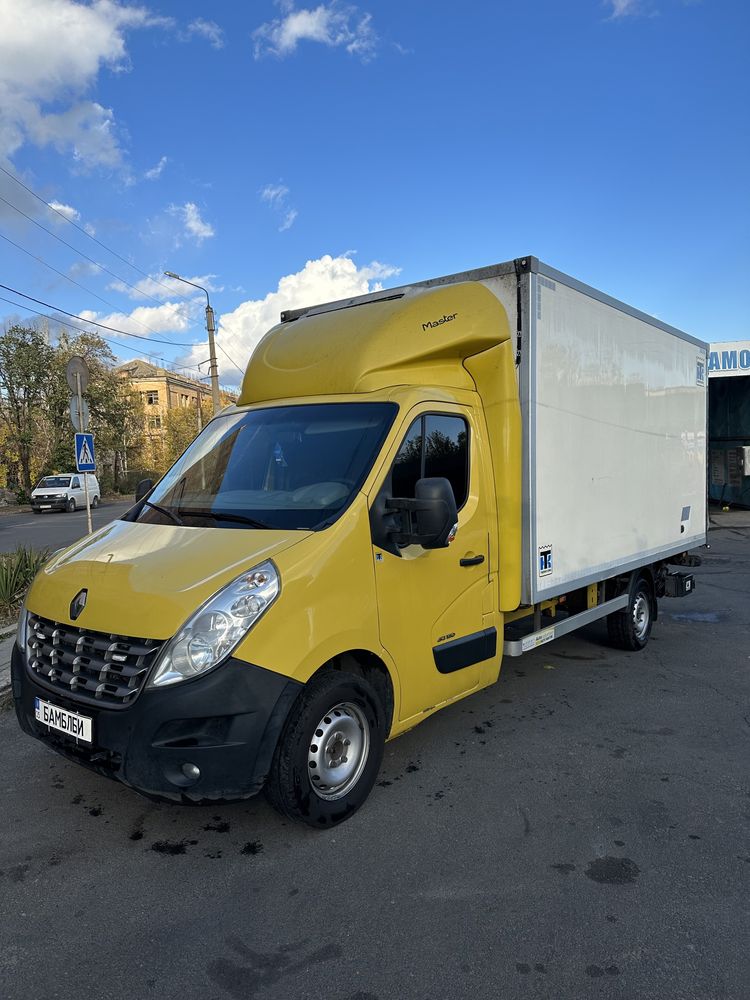 Renault master 2012