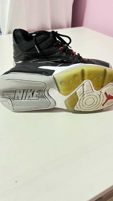 Кросівки чоловічі Nike Jordan Point Lane,43 розмір,б/в