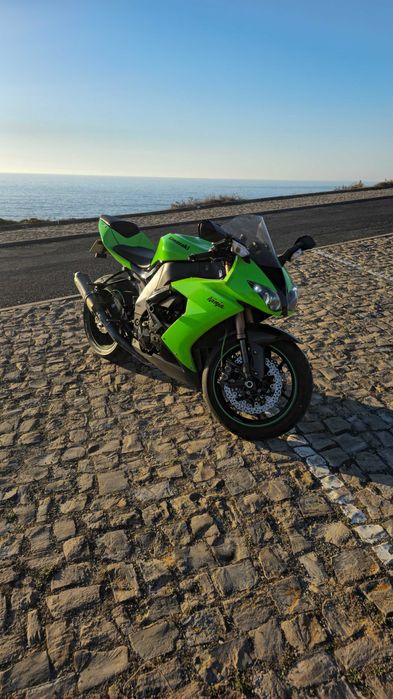 Kawasaki NINJA ZX10R 2008