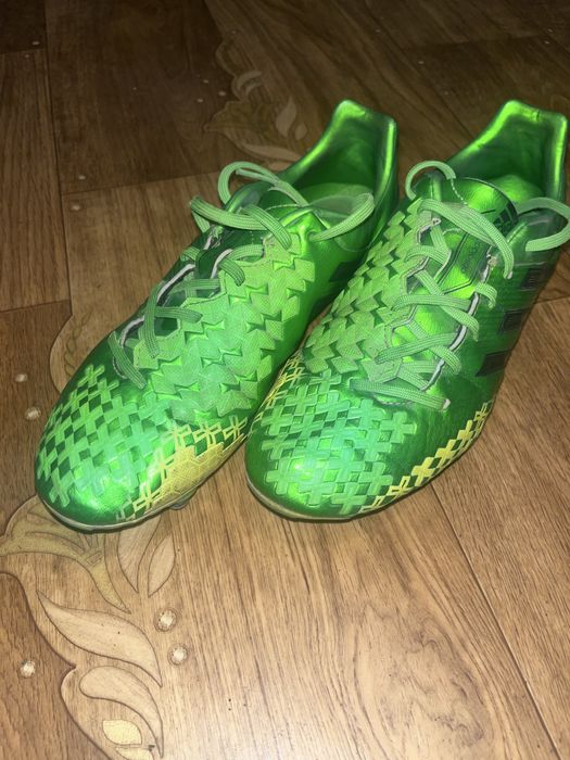 Футбольні бутси Adidas Predator 42 р.