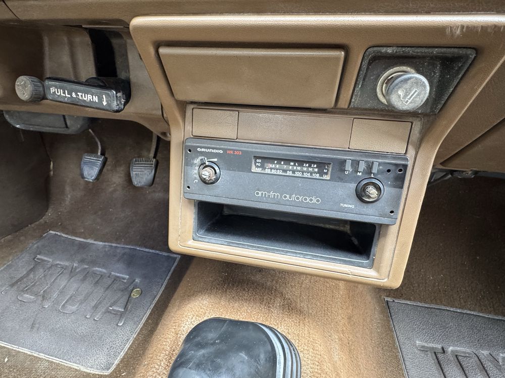 Toyota Hilux 2.4 120.000 kms reais