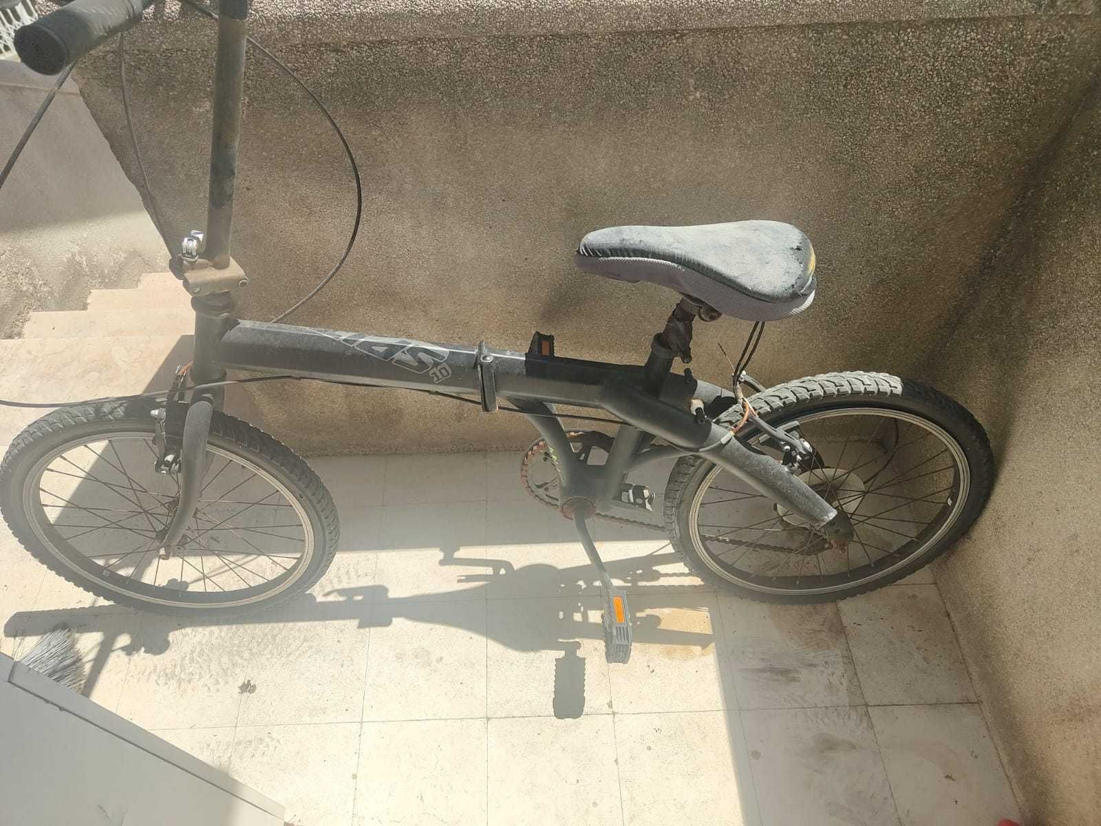 bicicletas enferrujadas