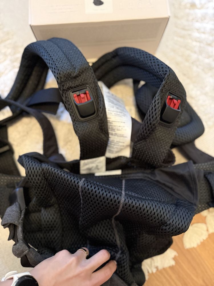 BABYBJORN - nosidełko Harmony 3D Mesh, Czarny