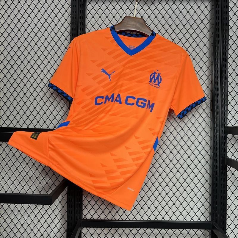 Camisolas de futebol e fatos de treino vários tamanhos