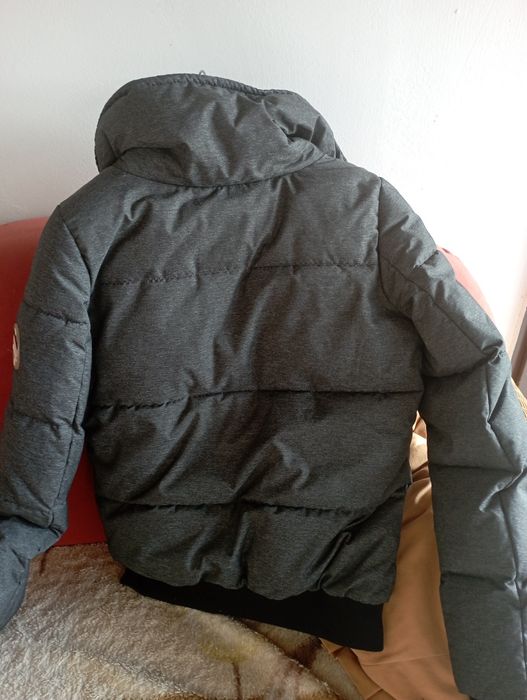 Kurtka zimowa firmy Cropp, rozmiar S