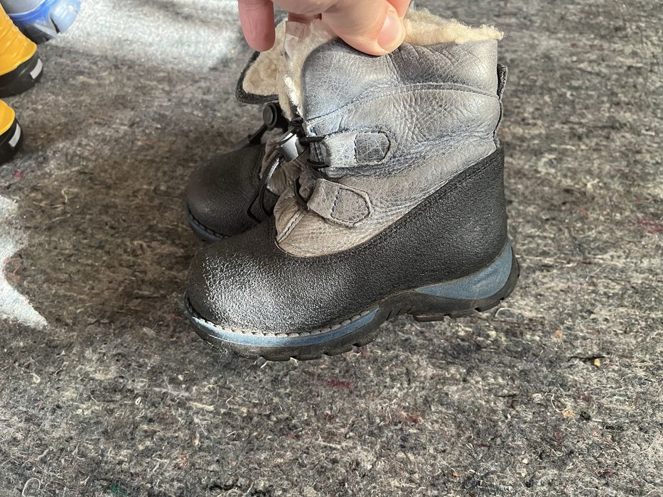 Зимове взуття для хлопчика, розмір  23-24