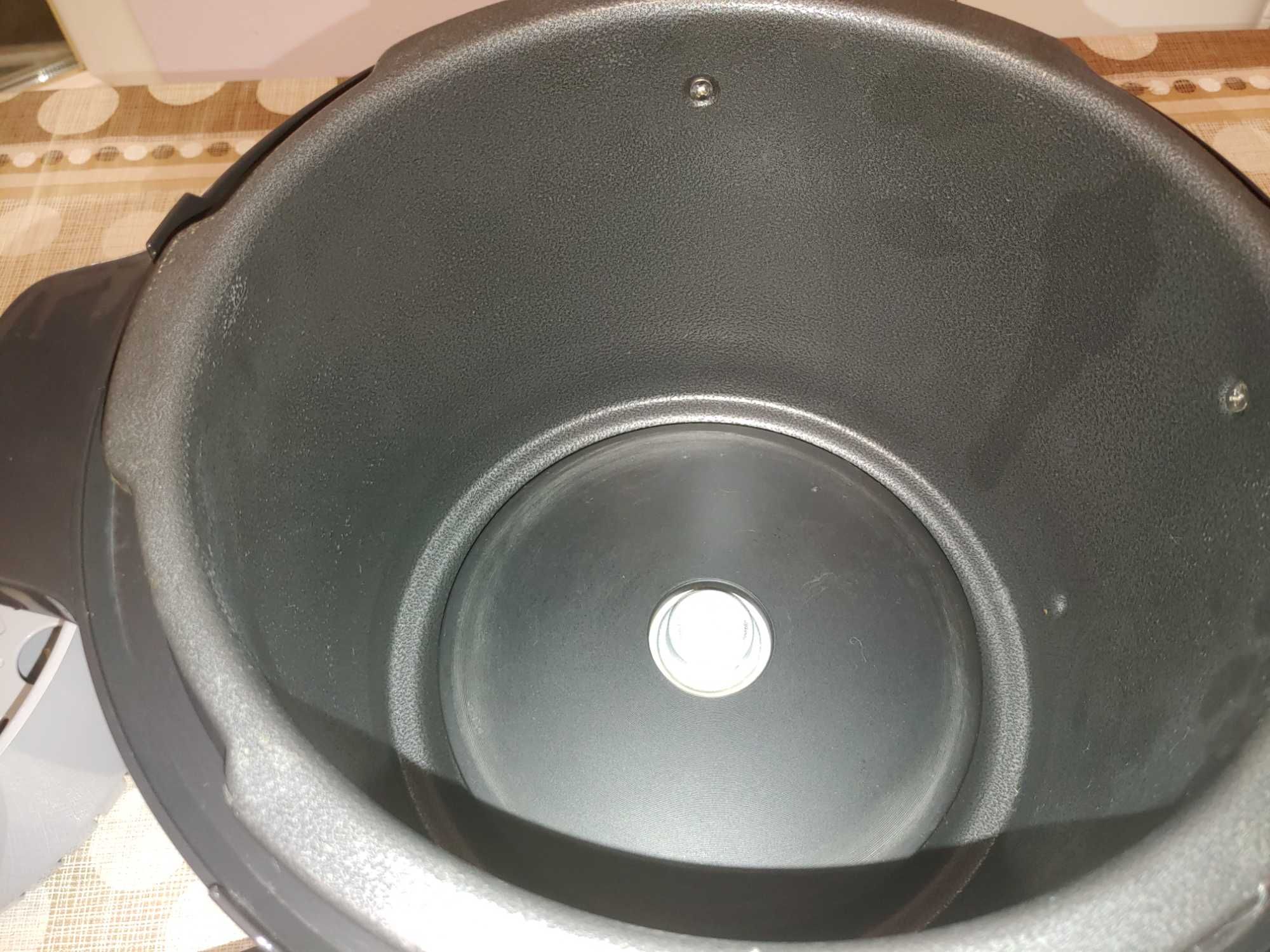 Мультиварка - скороварка Tefal CY505E30