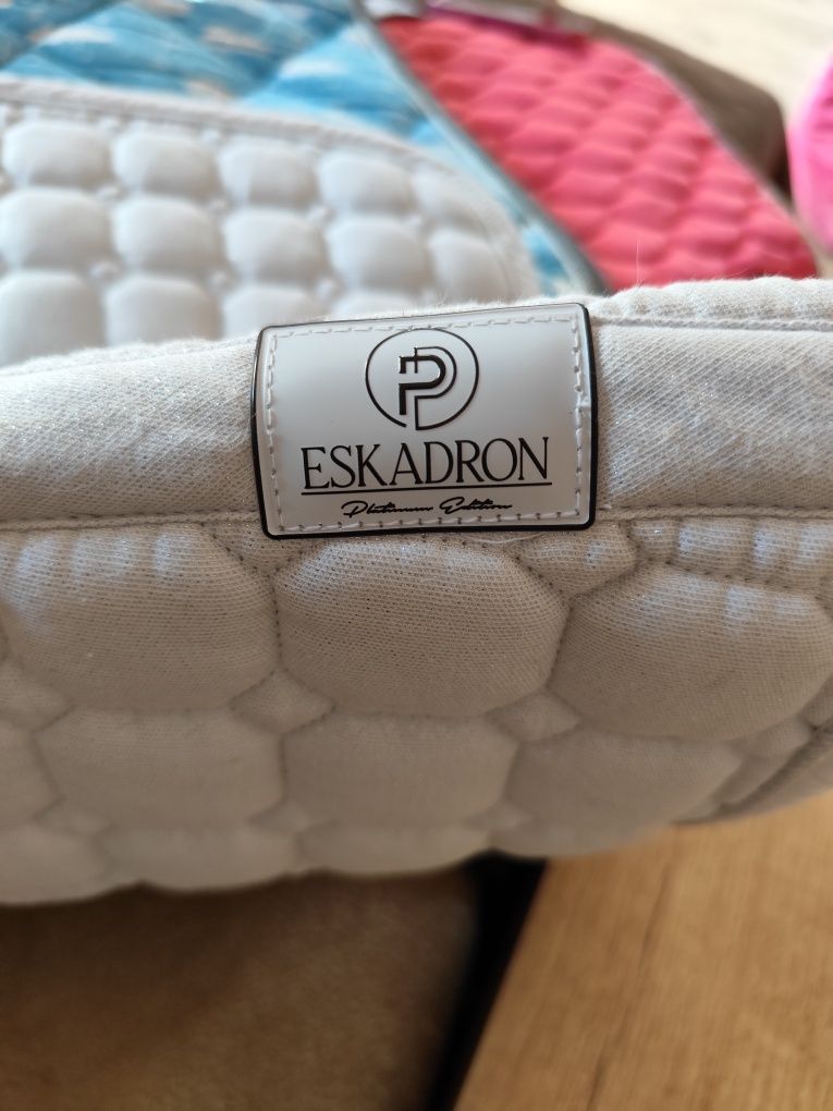 Czaprak Eskadron Dl biały