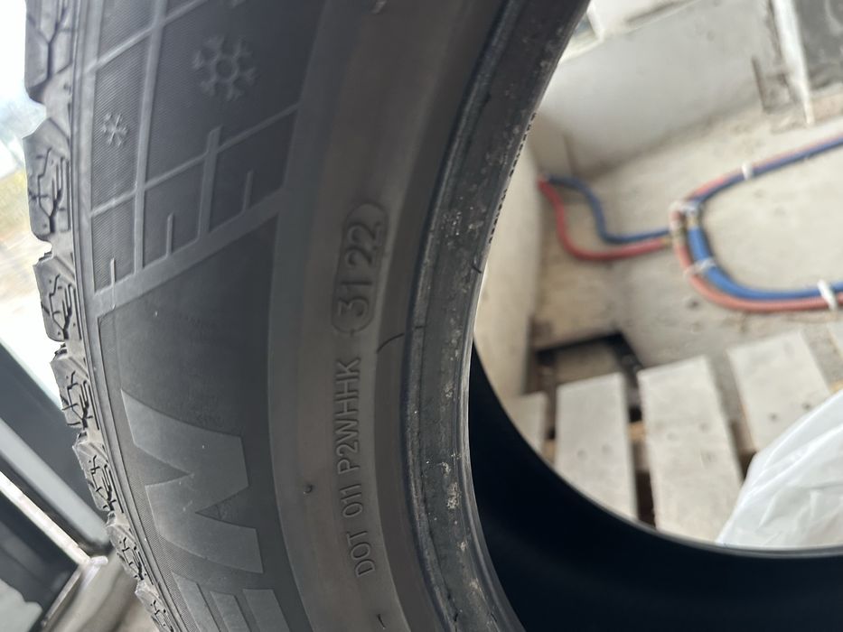 Зимова гума Kapsen