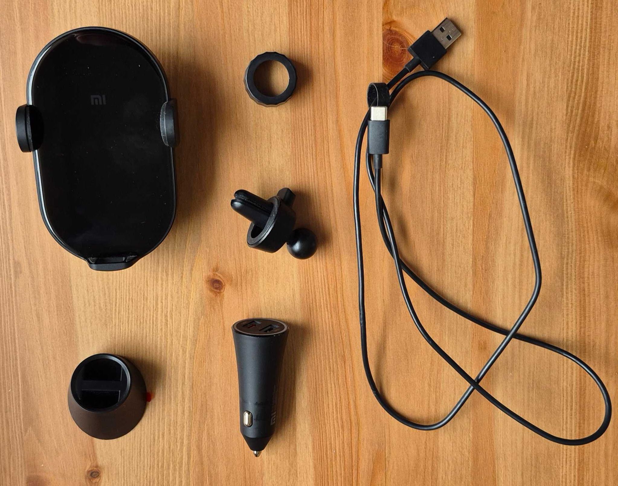 Xiaomi uchwyt z ładowarką samochodową WCJ02ZM