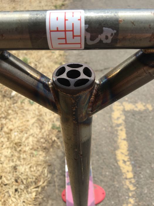 Продам трюковий самокат