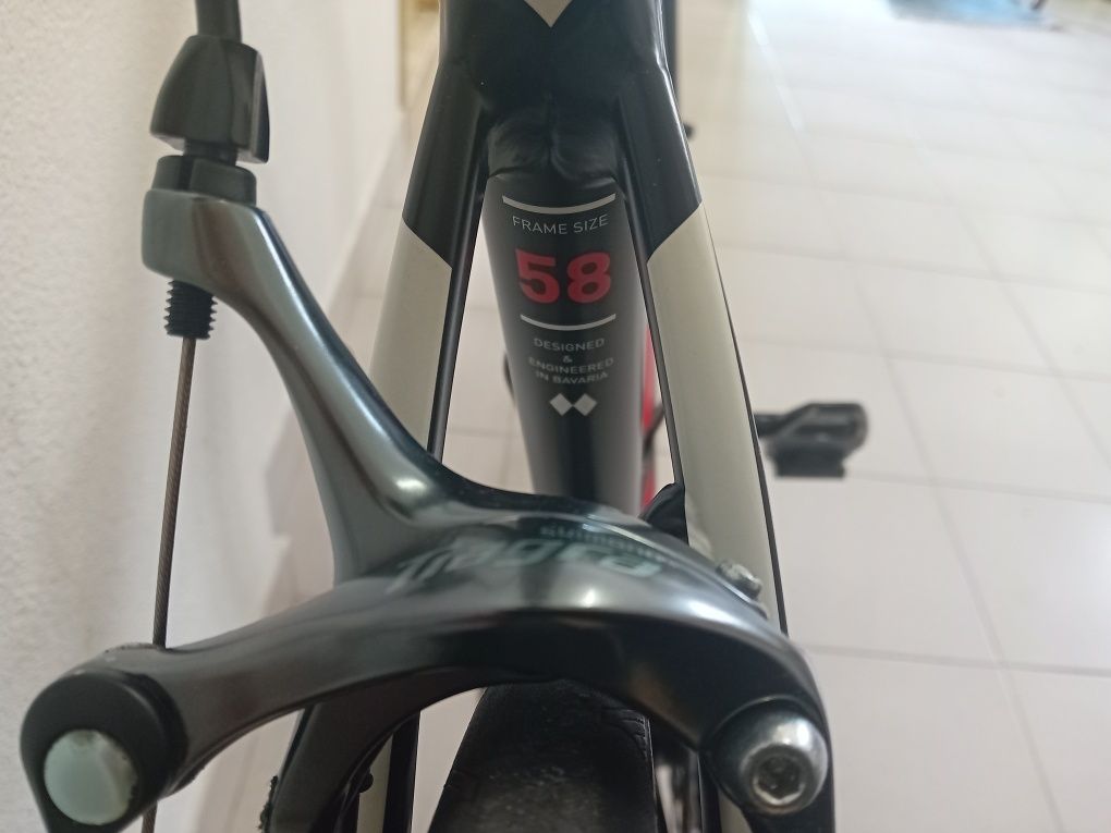 Bicicleta estrada Cube attain race 58/XL