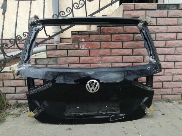 Кришка багажника VW TOURAN 15-