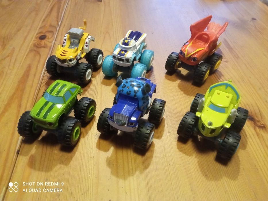 Blaze i Megamaszyny 6 samochodów zabawki
