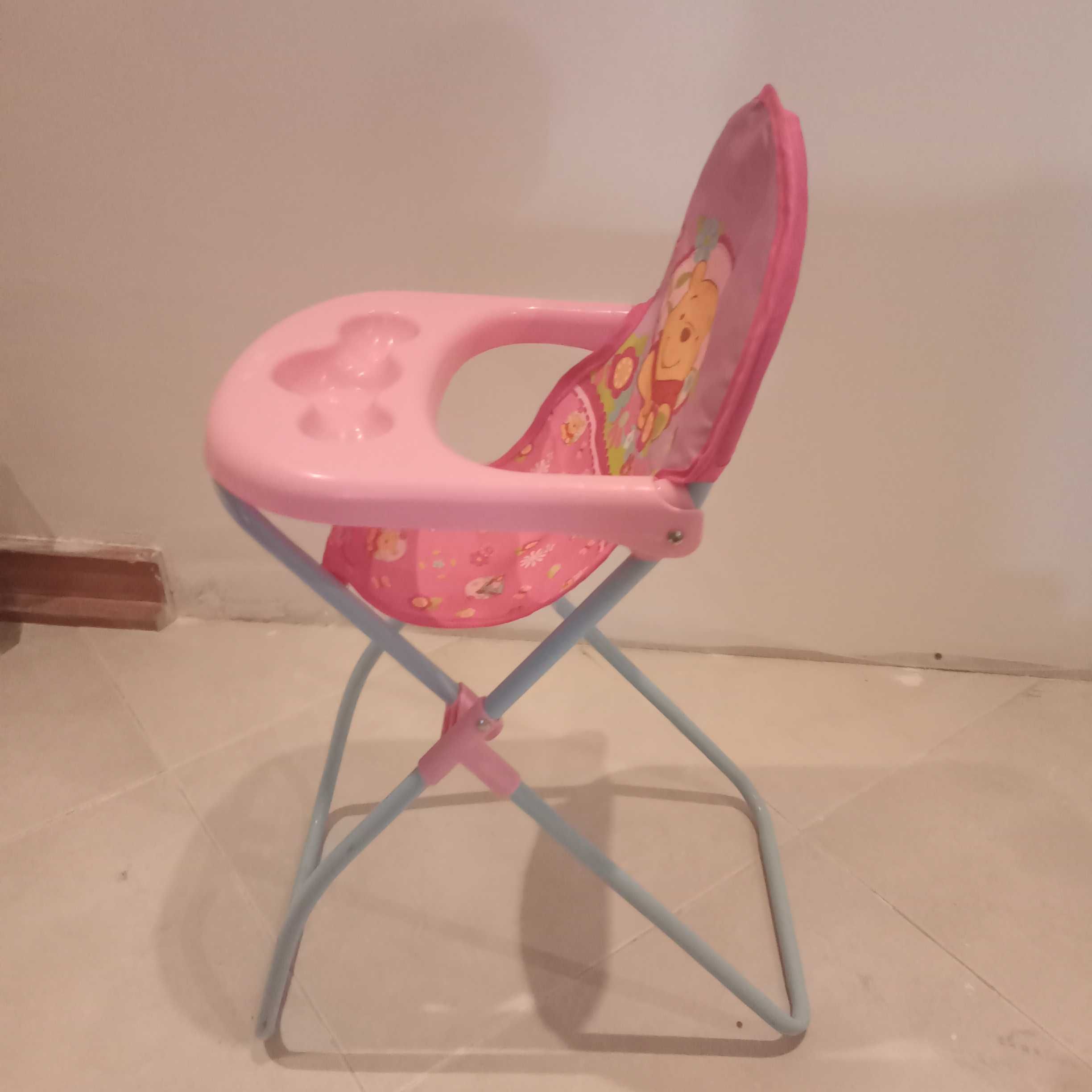 Cadeira de comida de bonecas