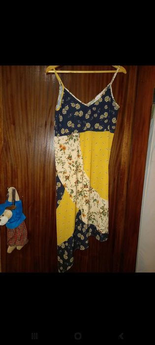 Vestido fresco e original, de verão e desigual na base - S - Lefties
