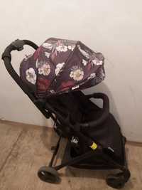 Piękny Kompaktowy wózek spacerowy Hauck Sunny do 22kg/25kg Z parasolką