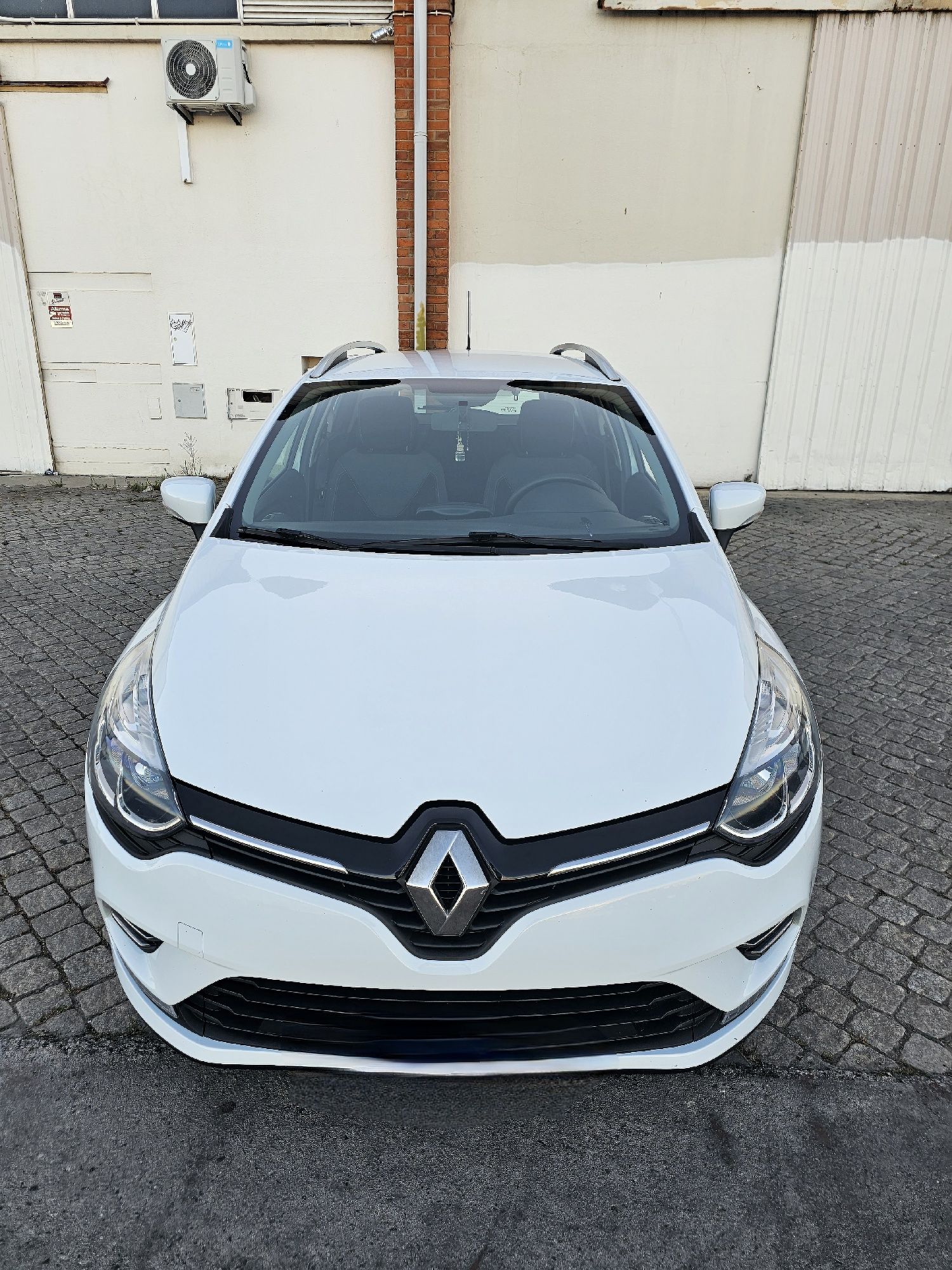 Vende se Renault Clio