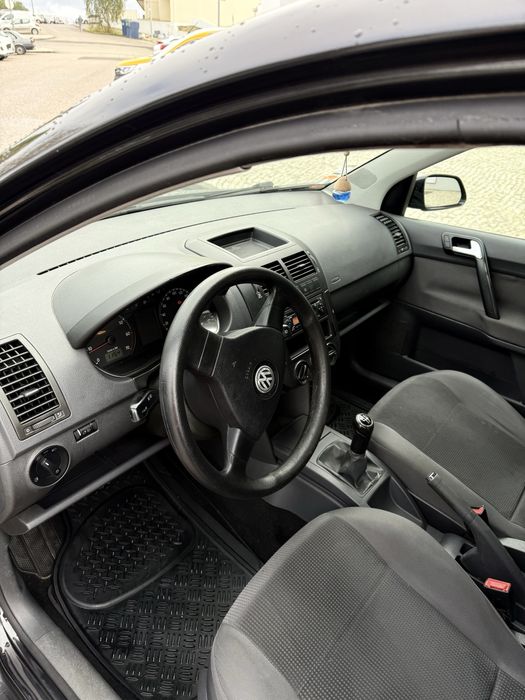 Vw polo 1.2 com A/C Bom estado geral
