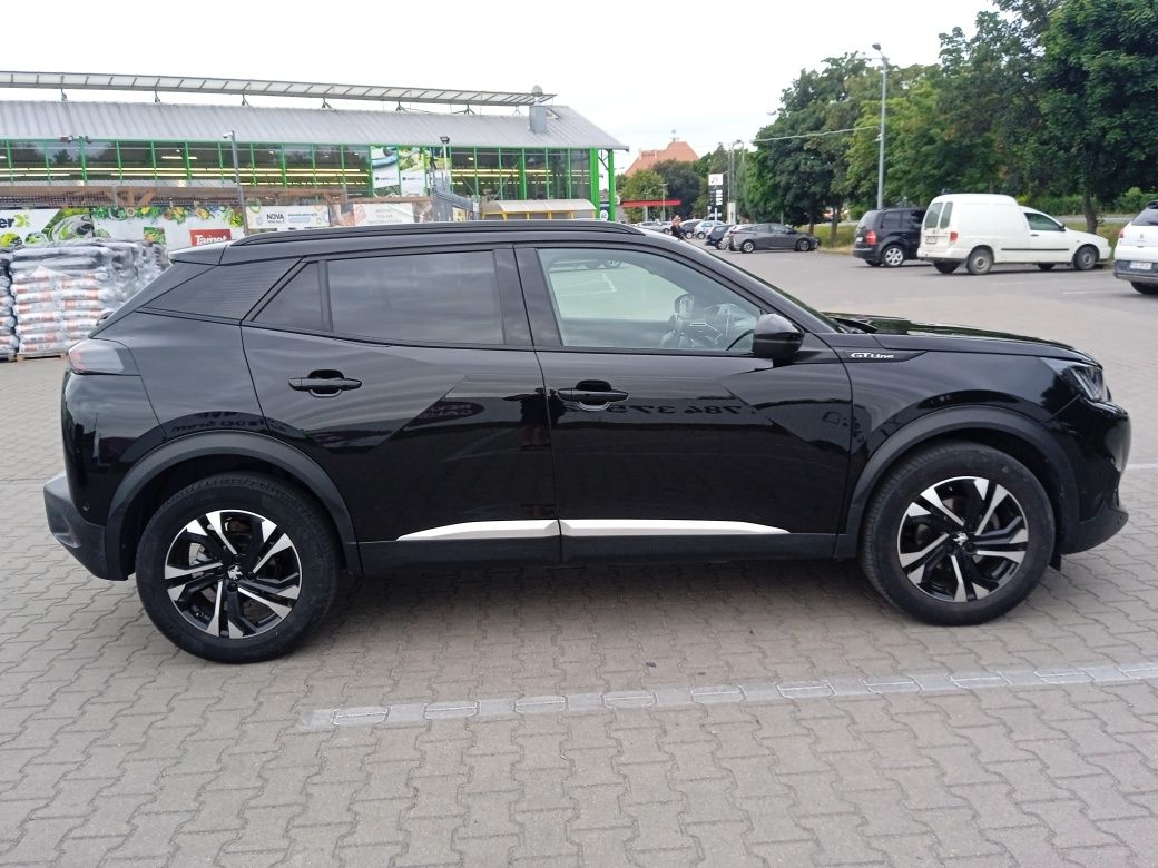 Peugeot 2008 GT - Line  wirtual kokpit