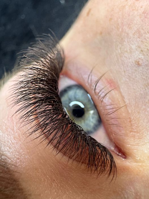 Наращивание ресниц хтз