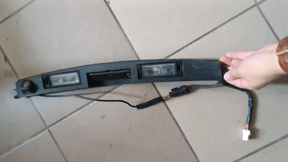 Підсвітка номера(камера) кришки багажника Huyndai IX 35