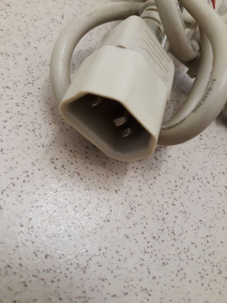 Kabel przedłużający zasilający do komputera monitora