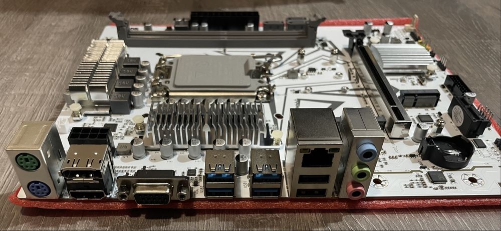 Комплект i5 12400f B760 32GB DDR4