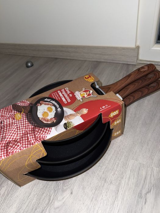 Conjunto de 3 frigideiras